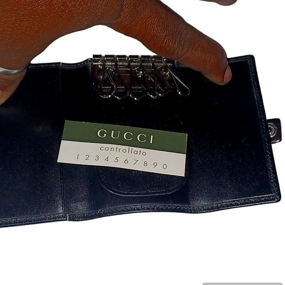 GUCCI AUTHENTIC BLACK LEATHER KEYHOLDER UNISEX EUC - Picture 14 of 14